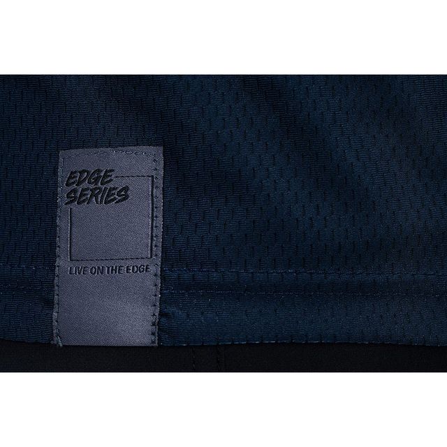 CUBE EDGE Round Neck pitkähihainen pyöräilypaita CUBE EDGE Round Neck pitkähihainen pyöräilypaita